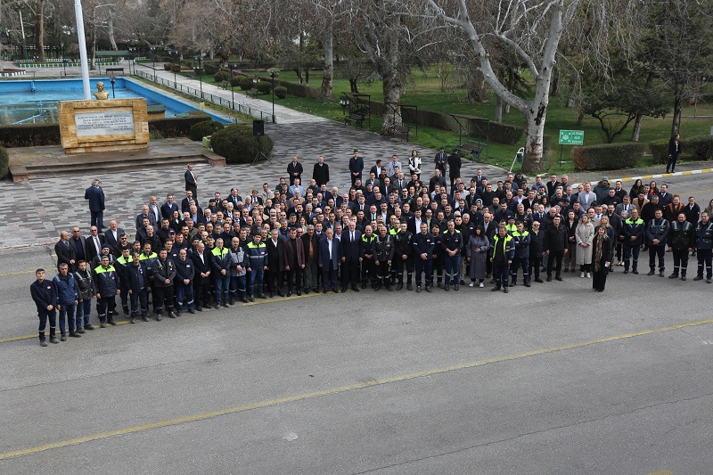 "Şeker sektörü ciddi darboğazdan geçiyor"