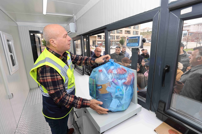 Atıklar Çevre Kart ile paraya dönüşüyor