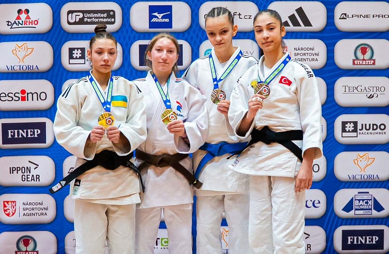 Genç sporcudan 1 ayda 2 madalya