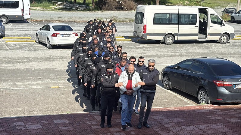 Bot faciasında 12 şüpheli tutuklandı