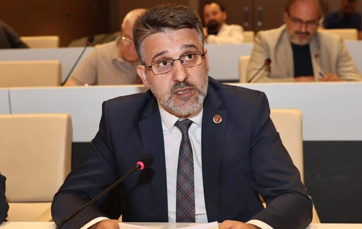 Bursa Büyükşehir Belediyesi AK Parti'ye geçti