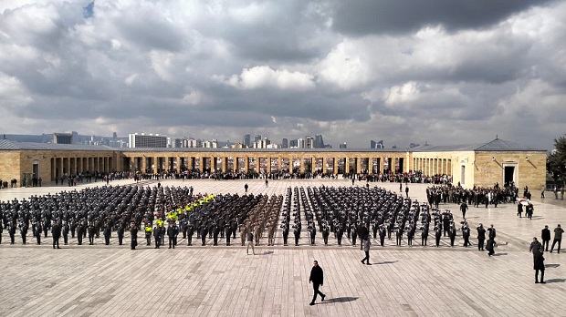 Emniyet teşkilatından Anıtkabir'e ziyaret