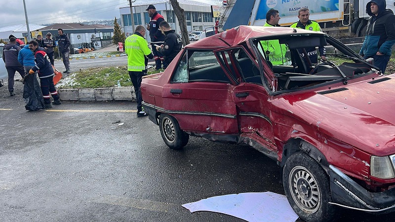 Nevşehir'de otomobiller çarpıştı: 6 yaralı