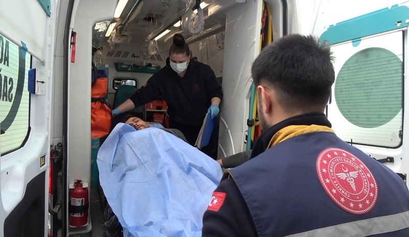 Çakmağını vermeyen kuzenini bıçakladı