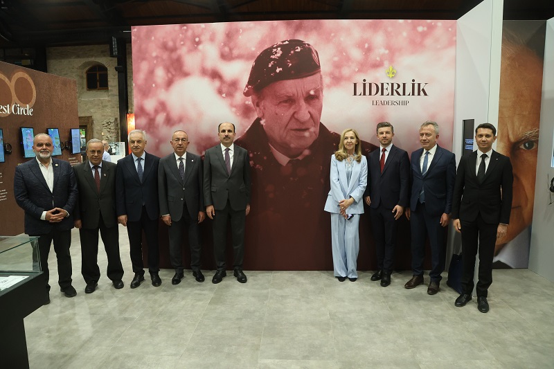 “Aliya 100 Yaşında: Hayat, Fikir, Mücadele” Sergisi’