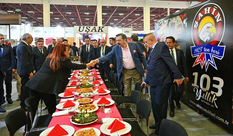 Türkiye'nin yöresel ürünleri Antalya'da buluştu