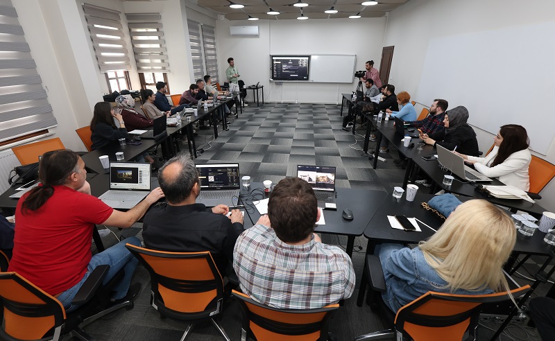 Personele yapay zeka odaklı eğitim programı