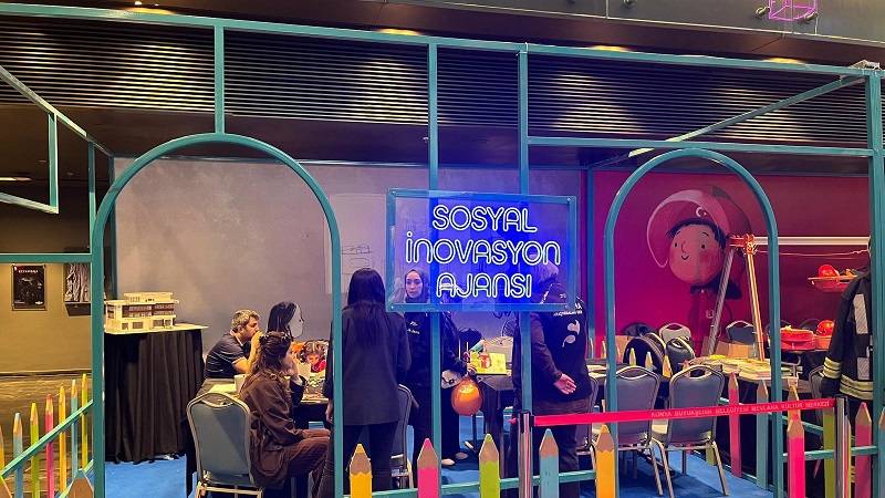 SİA minik okurlarla buluştu