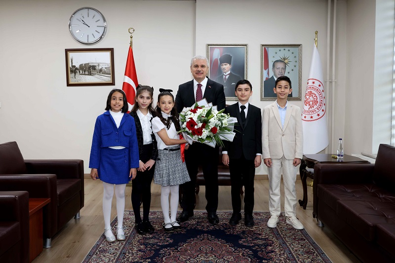 Konya'da 23 Nisan kutlamaları