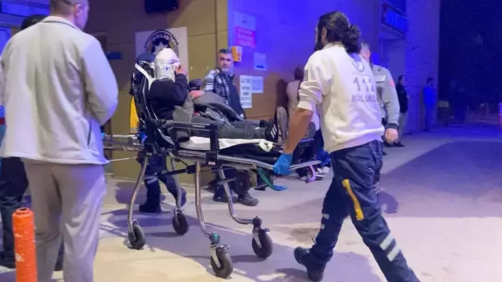 Arazi anlaşmazlığında baltalı, sopalı kavga