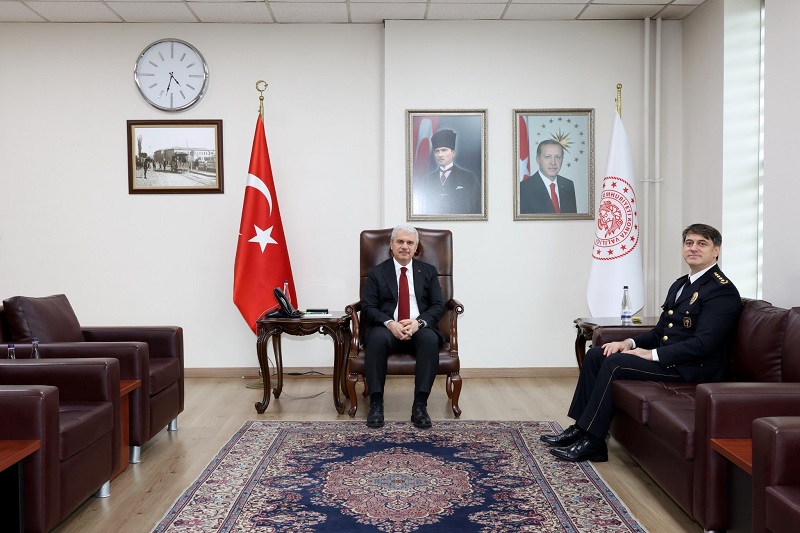 Emniyet Müdürü Koç Vali Akın'ı ziyaret etti
