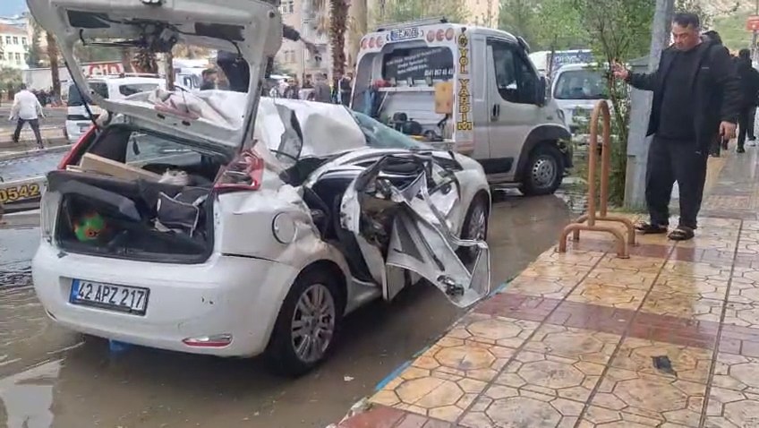 Fırtınada hayatını kaybeden Nur toprağa verildi