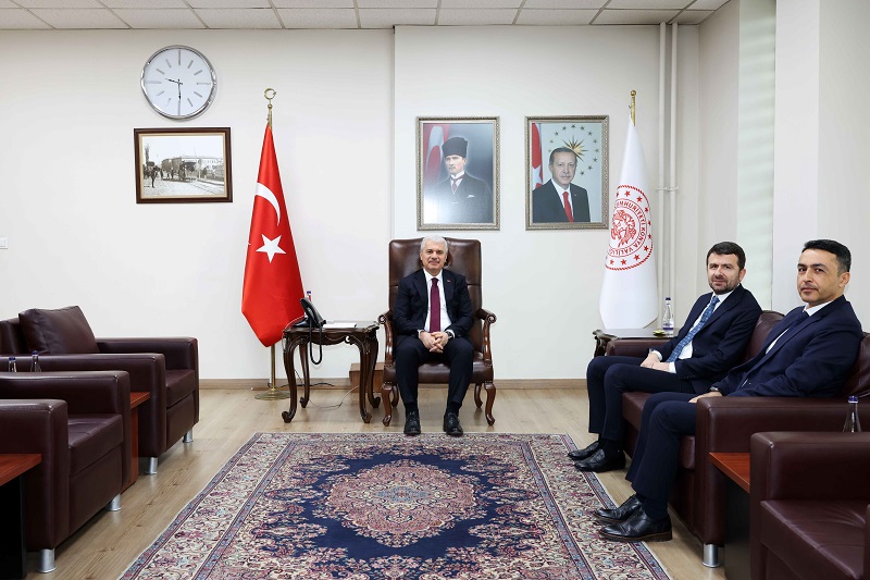 Basın İlan Kurumu Genel Müdürü Vali Akın’ı ziyaret etti