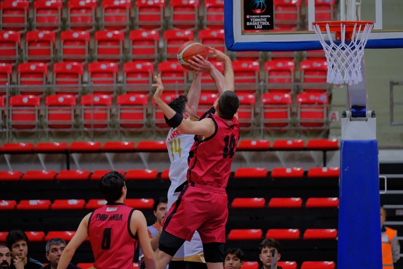 Geleceğin basketbolcuları aranıyor!