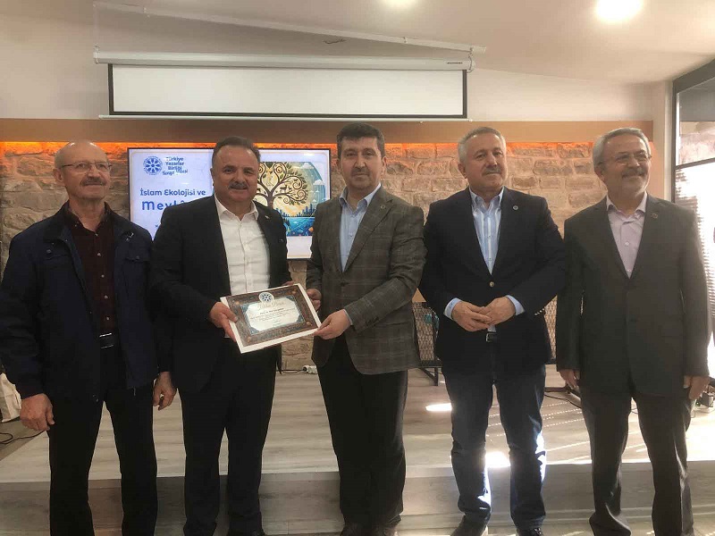 TYB Konya'da İslam Ekolojisi ve Mevlâna konuşuldu