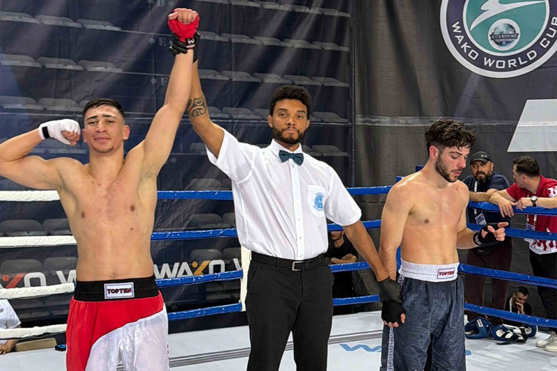 Kick Boks'da Meram rüzgarı esti