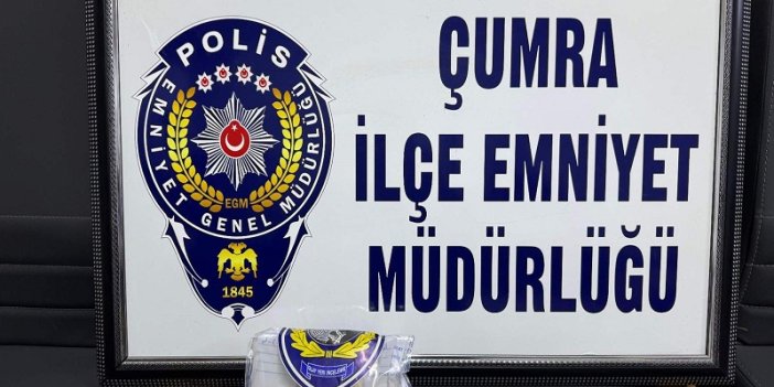 Altın ve bağış kutusu çalmış!
