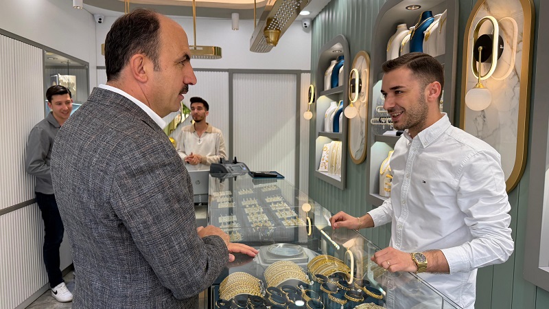 Başkanlar esnafla bir araya geldi