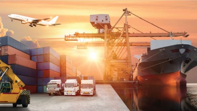 Nisan'da ihracat ve ithalat arttı