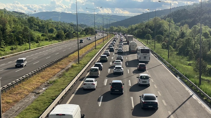 Bolu'da bayram dönüşü yoğunluğu