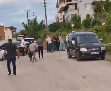 Kocaeli’de iki aile arasında silahlı sopalı kavga