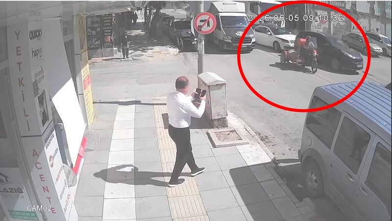 Freni boşalan hafriyat kamyonu 10 araca çarptı