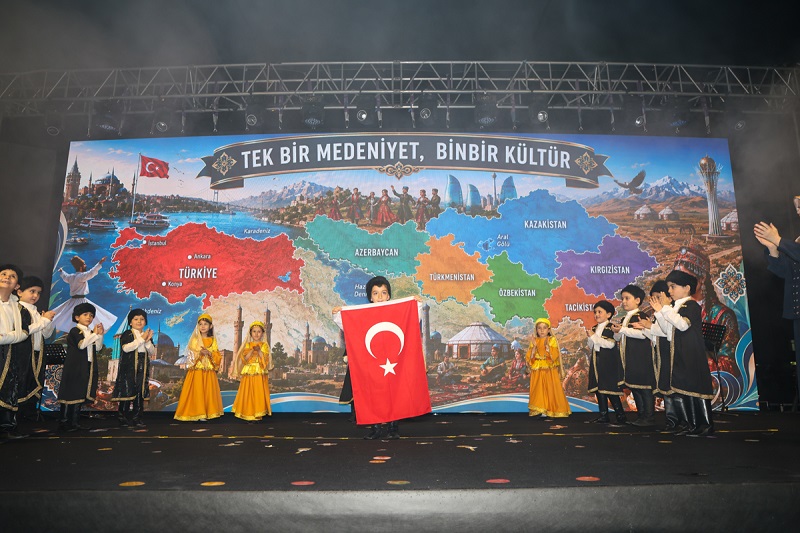 Minikler mezuniyet heyecanı yaşadı