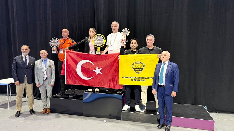 Konyalı tekvandocular ülkemizi gururlandırdı