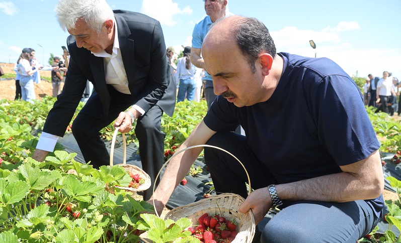 Başkan Altay ilçe ziyaretlerini sürdürüyor