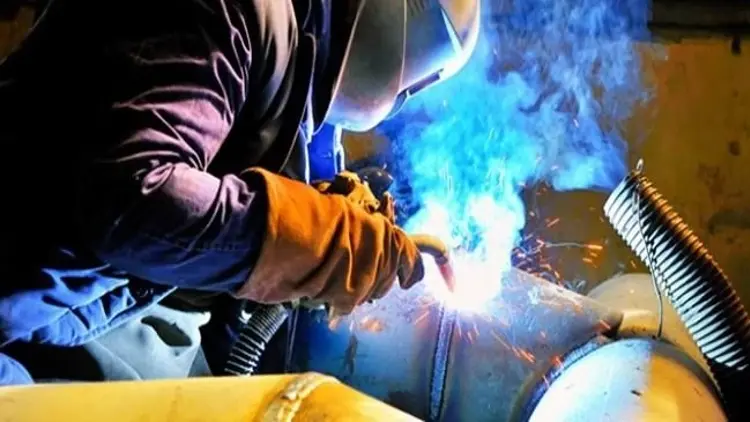 Sanayi üretimi yıllık yüzde 6 arttı