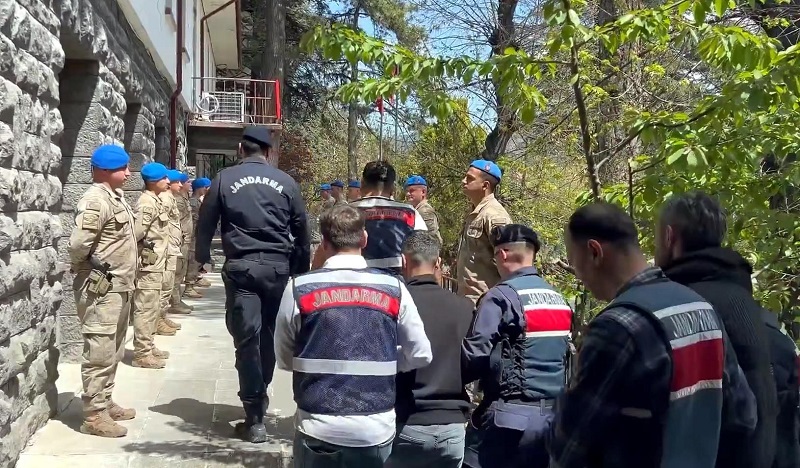 Jandarma'dan dolandırıcılık operasyonu
