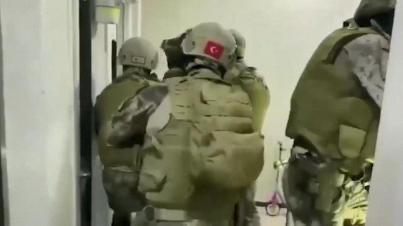Uyuşturucu gelirlerini aklayanlara operasyon