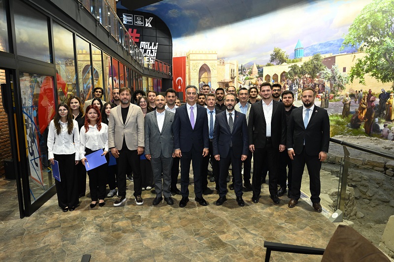 Geleceğin mühendisleri sertifikalarını aldı