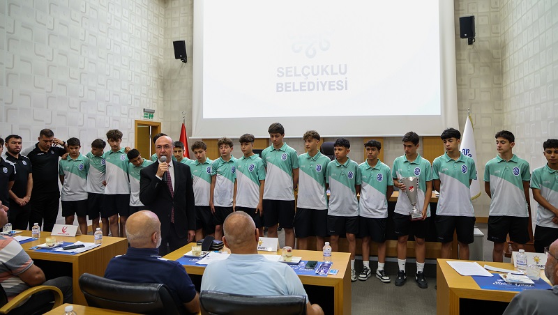 Selçuklu'nun şampiyonları Başkan'la buluştu