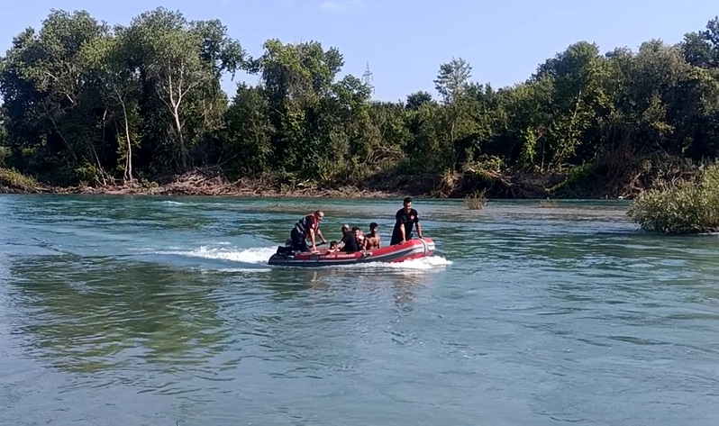 Su yükselince mahsur kaldılar