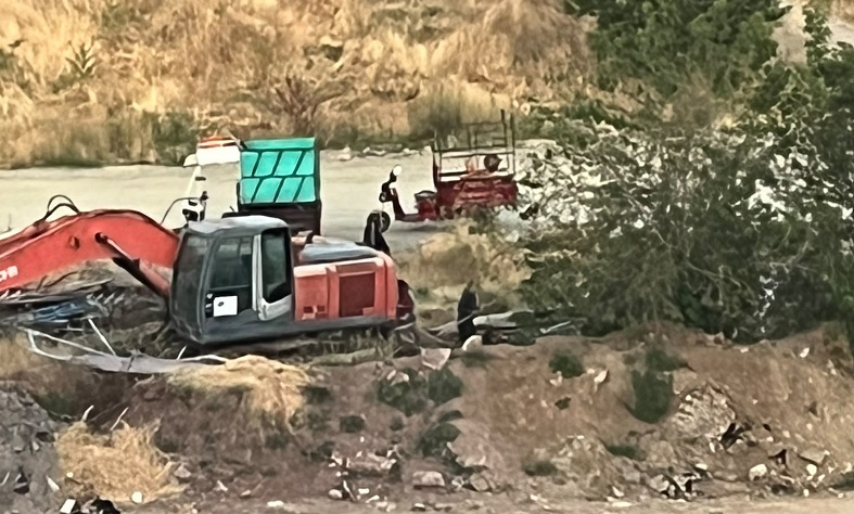 Okul inşaatından 500 bin liralık malzeme çaldılar