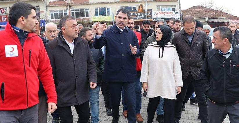 Bakan Kurum deprem bölgesinde inceleme yaptı