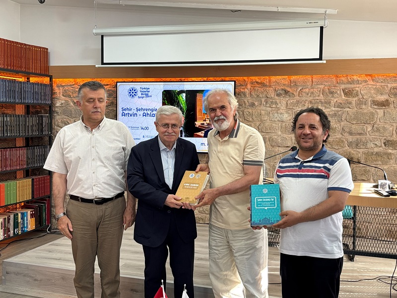 Ahlat ve Artvin’in tarihî ve kültürel mirası TYB Konya’da konuşuldu