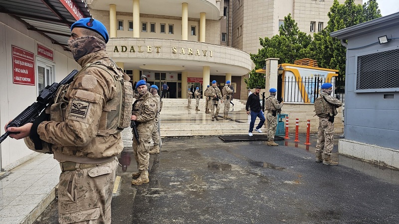 Kaçırılıp alıkonulma ve cinsel saldırı iddiasına ilişkin 14 tutuklama