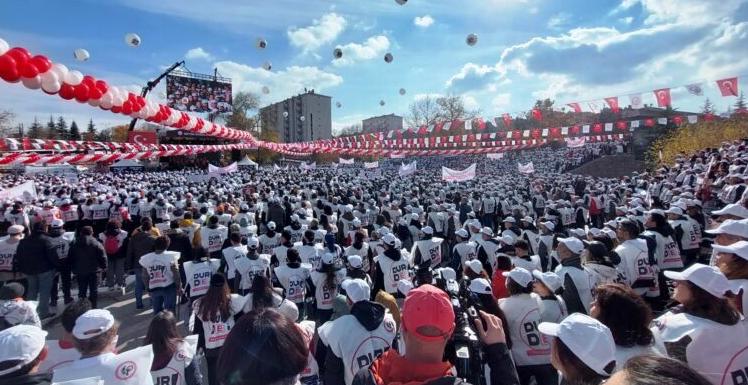 "İlaç yoklukları son bulsun, hastanın cebinden para çıkmasın"