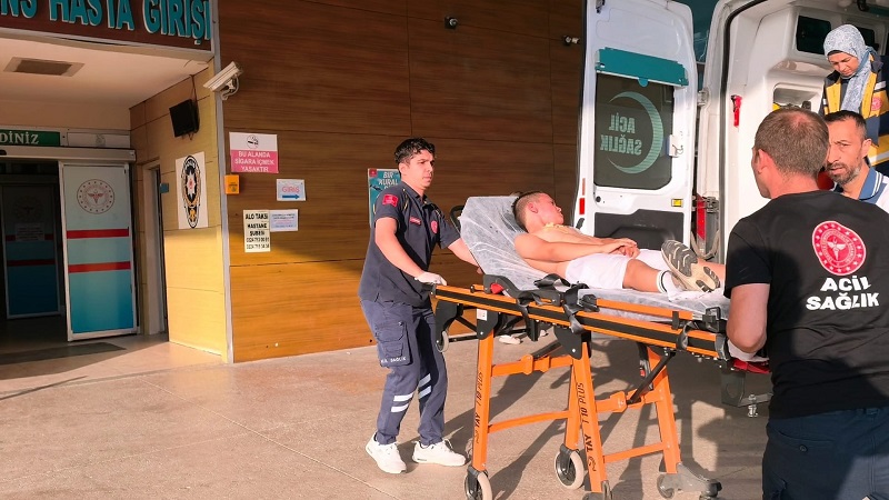 Çakmakla tutuşturulan kolonya parladı