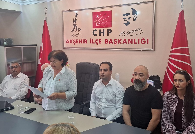 Akşehir CHP'de istifa