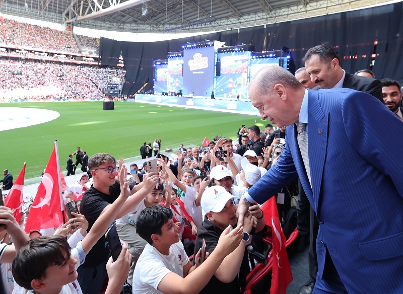 "Gençlik bu milletin atardamarıdır"