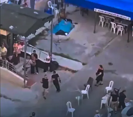 Adana'da taziye evinde kavga