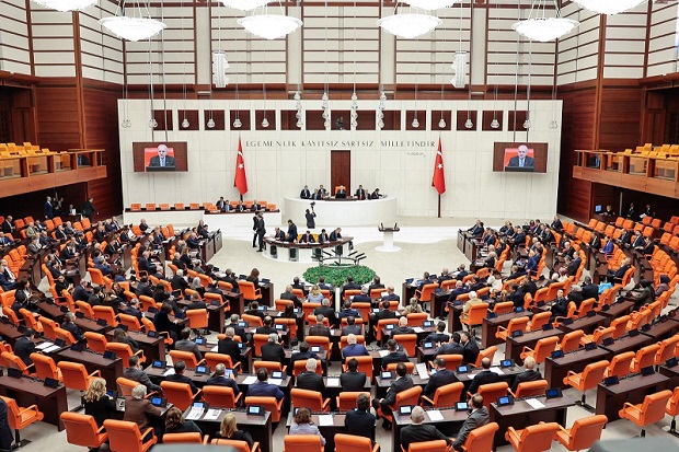 TBMM Genel Kurulu'nda 'Çerçeve yasa' teklifi görüşmeleri
