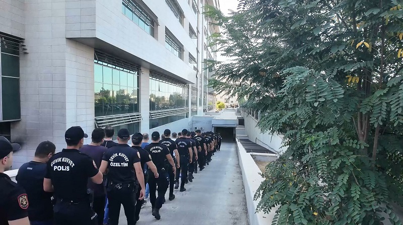 Mersin'de yasa dışı bahis operasyonunda 37 tutuklama