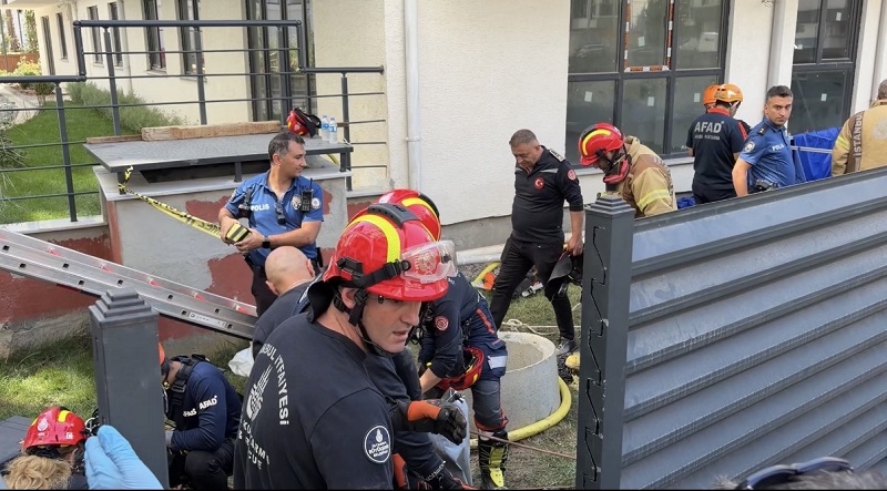 Foseptik çukuruna giren işçi hayatını kaybetti