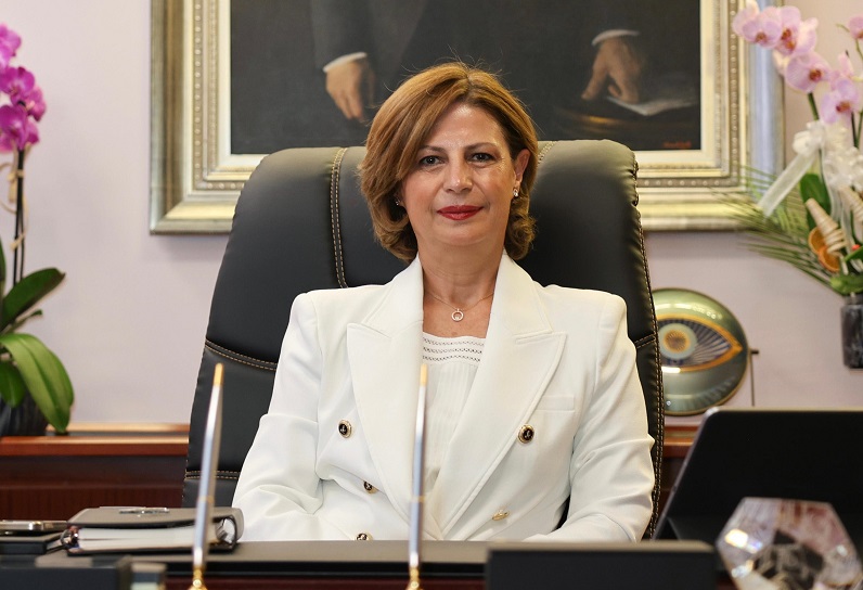 Eskişehir Büyükşehir Belediye Başkanı  Yeni Parti'ye geçti