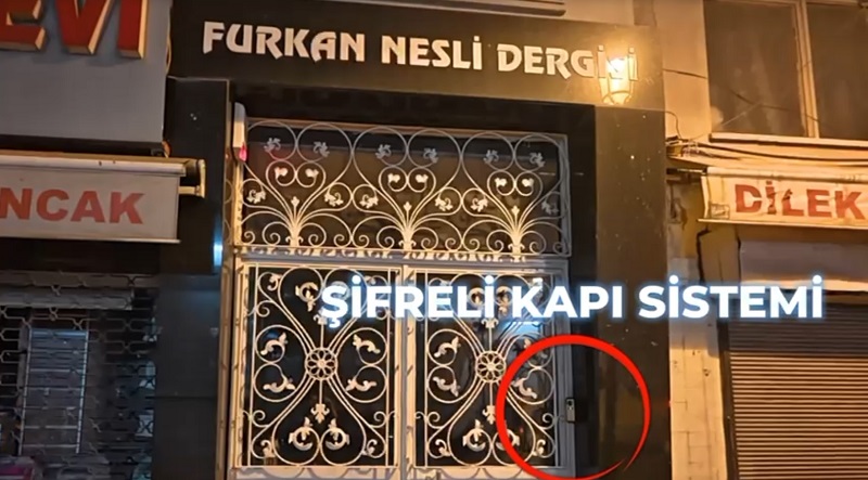 Şifreli odalardaki bilgisayar kasalarını kaçırmışlar