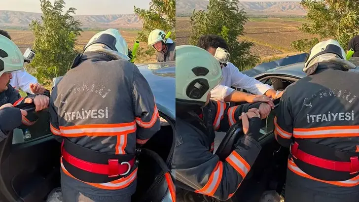 Çankırı'da 2 otomobil çarpıştı